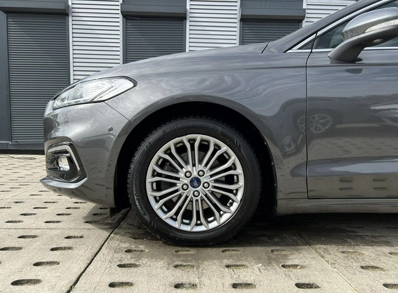Ford Mondeo cena 97900 przebieg: 48725, rok produkcji 2020 z Wasilków małe 781